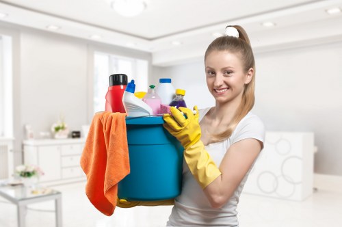 Manual oven cleaning of burnt-on stains inside the appliance